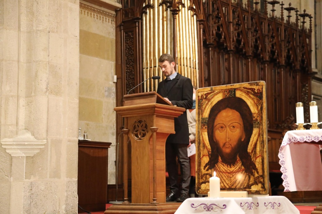 Ökumenischer Friedensgottesdienst für die Ukraine und für die Welt in der Kathedrale St. Martin von Bratislawa in der Slowakei